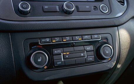 Volkswagen Tiguan I, 2013 год, 1 295 000 рублей, 15 фотография