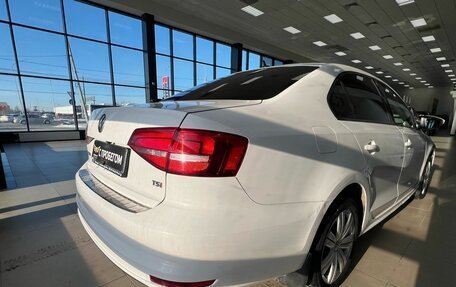 Volkswagen Jetta VI, 2015 год, 999 000 рублей, 5 фотография