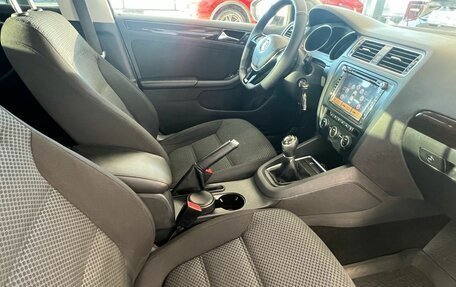 Volkswagen Jetta VI, 2015 год, 999 000 рублей, 18 фотография