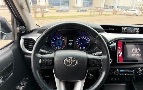 Toyota Hilux VIII, 2016 год, 3 450 000 рублей, 14 фотография