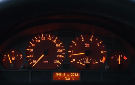 BMW 3 серия, 2004 год, 640 000 рублей, 19 фотография