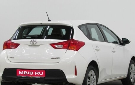 Toyota Auris II, 2013 год, 960 000 рублей, 5 фотография