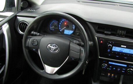Toyota Auris II, 2013 год, 960 000 рублей, 14 фотография