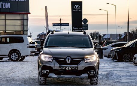 Renault Sandero II рестайлинг, 2020 год, 995 000 рублей, 2 фотография