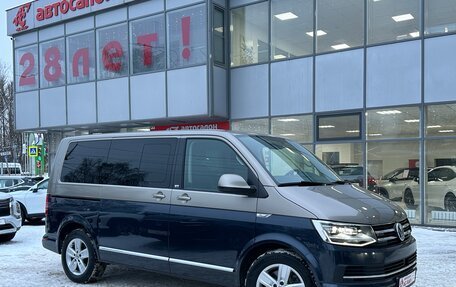 Volkswagen Multivan T6 рестайлинг, 2018 год, 4 500 000 рублей, 1 фотография