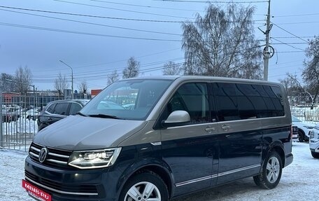 Volkswagen Multivan T6 рестайлинг, 2018 год, 4 500 000 рублей, 2 фотография