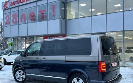 Volkswagen Multivan T6 рестайлинг, 2018 год, 4 500 000 рублей, 3 фотография