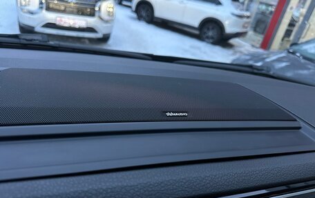 Volkswagen Multivan T6 рестайлинг, 2018 год, 4 500 000 рублей, 10 фотография