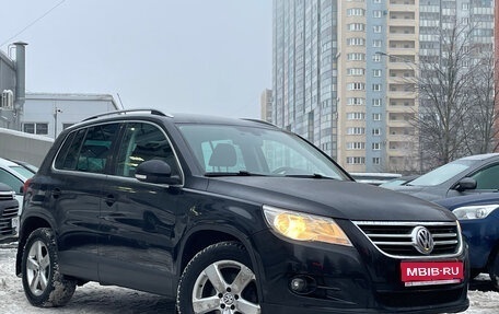 Volkswagen Tiguan I, 2010 год, 899 000 рублей, 1 фотография