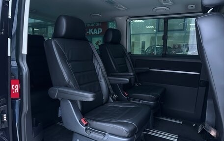 Volkswagen Multivan T6 рестайлинг, 2018 год, 4 500 000 рублей, 19 фотография