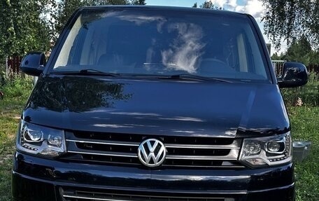 Volkswagen Multivan T5, 2012 год, 2 500 000 рублей, 1 фотография