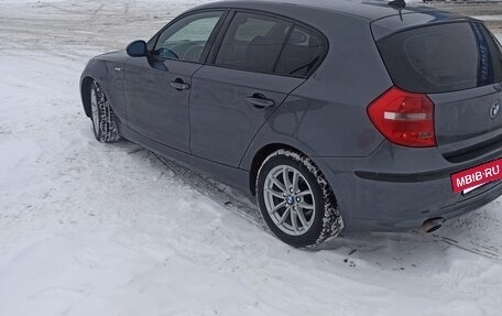 BMW 1 серия, 2008 год, 850 000 рублей, 9 фотография