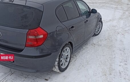 BMW 1 серия, 2008 год, 850 000 рублей, 13 фотография