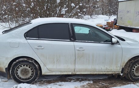 Volkswagen Jetta VI, 2016 год, 1 300 000 рублей, 2 фотография