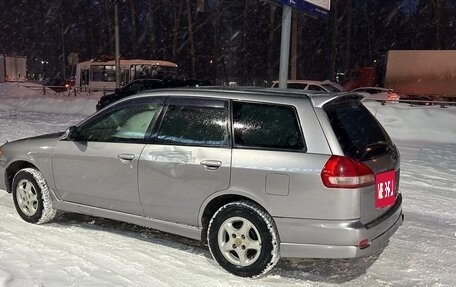 Nissan Wingroad III, 2001 год, 320 000 рублей, 4 фотография