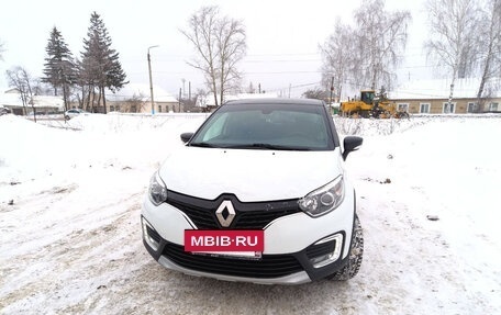 Renault Kaptur I рестайлинг, 2019 год, 1 310 000 рублей, 2 фотография