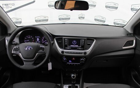 Hyundai Solaris II рестайлинг, 2018 год, 1 450 000 рублей, 10 фотография