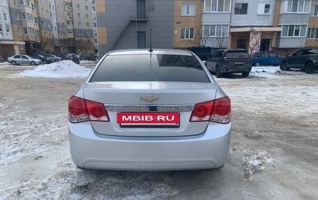 Chevrolet Cruze II, 2011 год, 715 000 рублей, 5 фотография