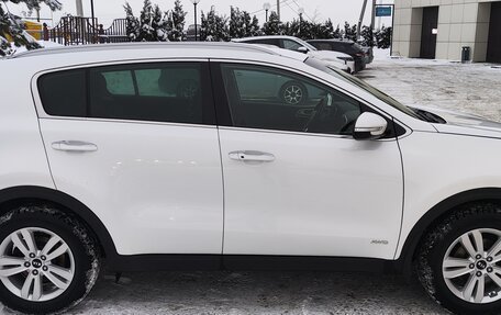 KIA Sportage IV рестайлинг, 2018 год, 2 033 000 рублей, 4 фотография