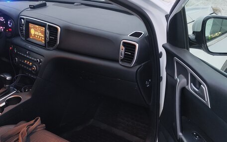 KIA Sportage IV рестайлинг, 2018 год, 2 033 000 рублей, 11 фотография