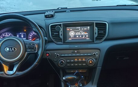 KIA Sportage IV рестайлинг, 2018 год, 2 033 000 рублей, 9 фотография