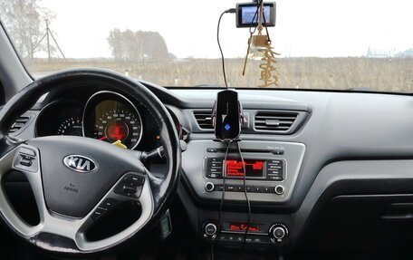 KIA Rio III рестайлинг, 2015 год, 800 000 рублей, 9 фотография