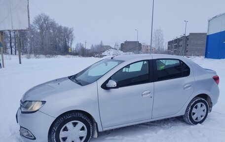 Renault Logan II, 2016 год, 800 000 рублей, 9 фотография