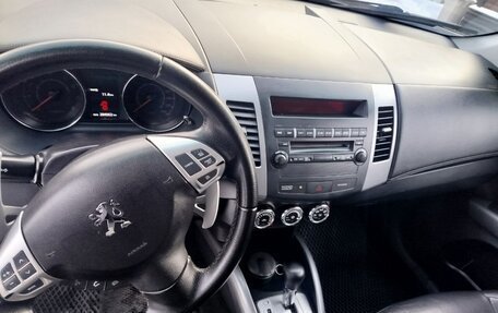 Peugeot 4007, 2011 год, 850 000 рублей, 11 фотография