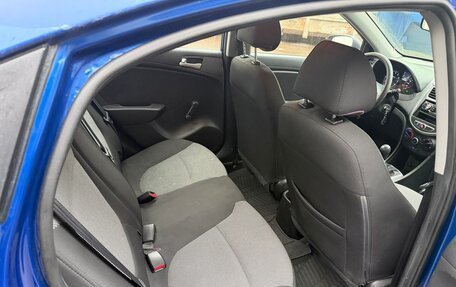 Hyundai Solaris II рестайлинг, 2013 год, 535 000 рублей, 8 фотография