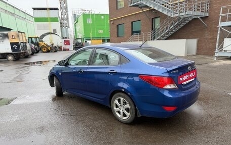 Hyundai Solaris II рестайлинг, 2013 год, 535 000 рублей, 3 фотография