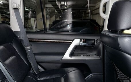 Toyota Land Cruiser 200, 2012 год, 3 300 000 рублей, 5 фотография