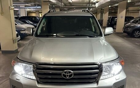 Toyota Land Cruiser 200, 2012 год, 3 300 000 рублей, 34 фотография