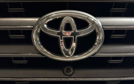 Toyota Land Cruiser 200, 2012 год, 3 300 000 рублей, 40 фотография