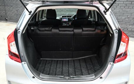 Honda Fit III, 2018 год, 1 300 000 рублей, 6 фотография