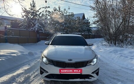 KIA Optima IV, 2018 год, 1 300 000 рублей, 4 фотография