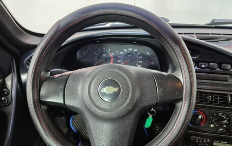 Chevrolet Niva I рестайлинг, 2015 год, 637 000 рублей, 11 фотография