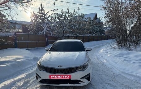 KIA Optima IV, 2018 год, 1 300 000 рублей, 11 фотография