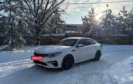 KIA Optima IV, 2018 год, 1 300 000 рублей, 10 фотография