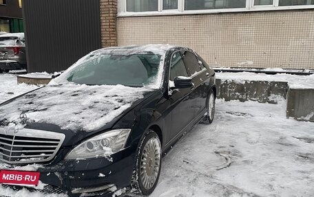 Mercedes-Benz S-Класс, 2011 год, 1 700 000 рублей, 3 фотография