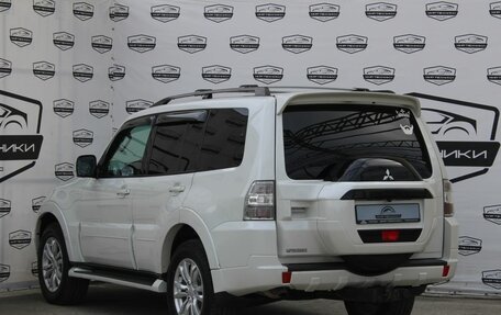 Mitsubishi Pajero IV, 2015 год, 2 900 000 рублей, 7 фотография