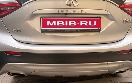 Infiniti QX30, 2017 год, 2 186 000 рублей, 12 фотография