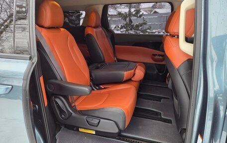 KIA Carnival, 2023 год, 4 140 000 рублей, 29 фотография