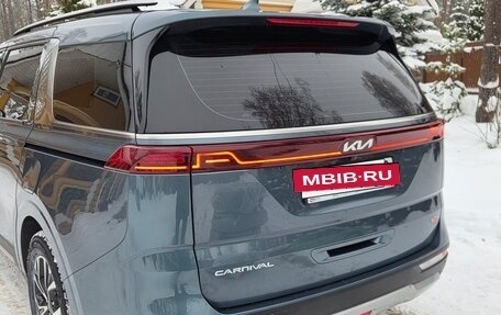 KIA Carnival, 2023 год, 4 140 000 рублей, 36 фотография