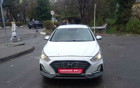 Hyundai Sonata VIII, 2019 год, 1 100 000 рублей, 2 фотография