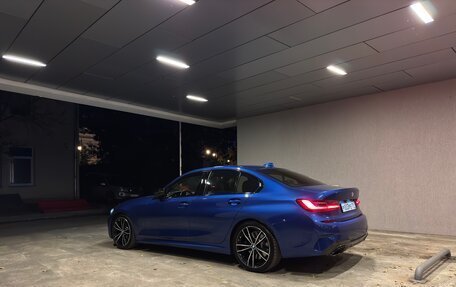 BMW 3 серия, 2019 год, 4 000 000 рублей, 19 фотография