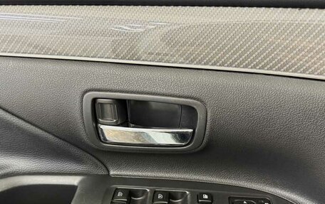 Mitsubishi Outlander III рестайлинг 3, 2021 год, 2 350 000 рублей, 11 фотография