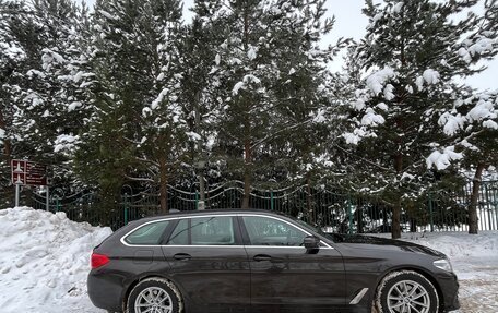 BMW 5 серия, 2019 год, 2 650 000 рублей, 1 фотография
