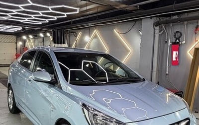 Hyundai Solaris II рестайлинг, 2013 год, 940 000 рублей, 1 фотография