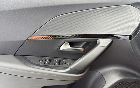 Peugeot 2008 II, 2023 год, 1 895 000 рублей, 5 фотография