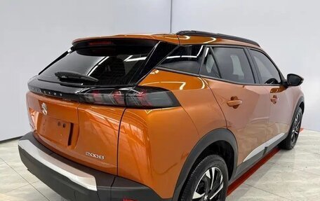 Peugeot 2008 II, 2023 год, 1 895 000 рублей, 15 фотография